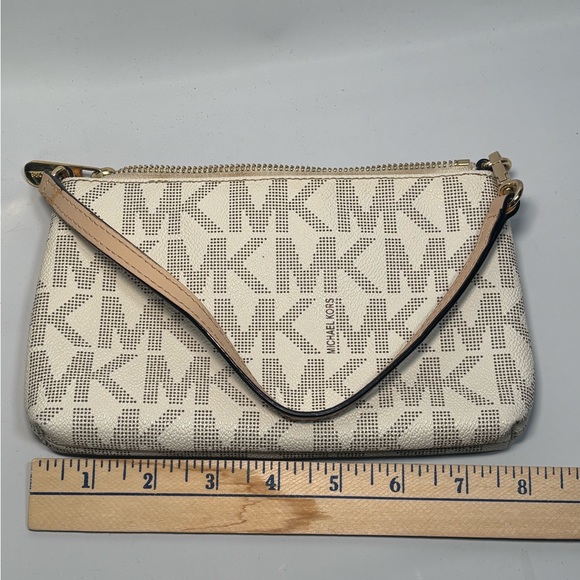 Michael Kors MK Signature Small Wristlet Clutch Purse - Picture 11 of 12